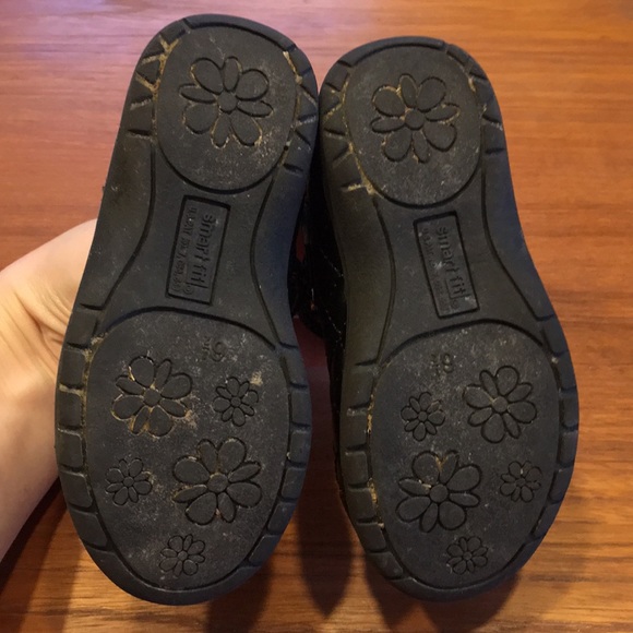 Girls Dress Shoes - Picture 4 of 4